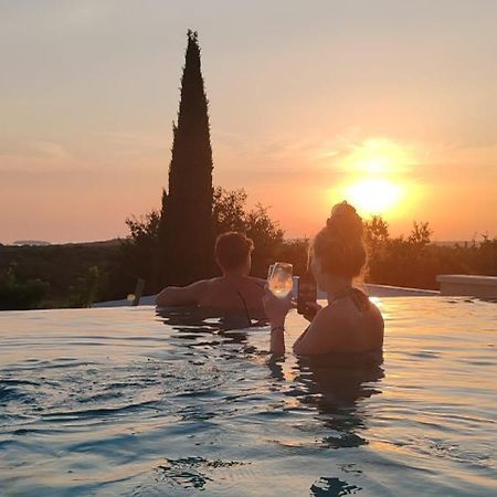 Collis Winery - Family & Friends - Mobilhome Rovinj Exterior foto