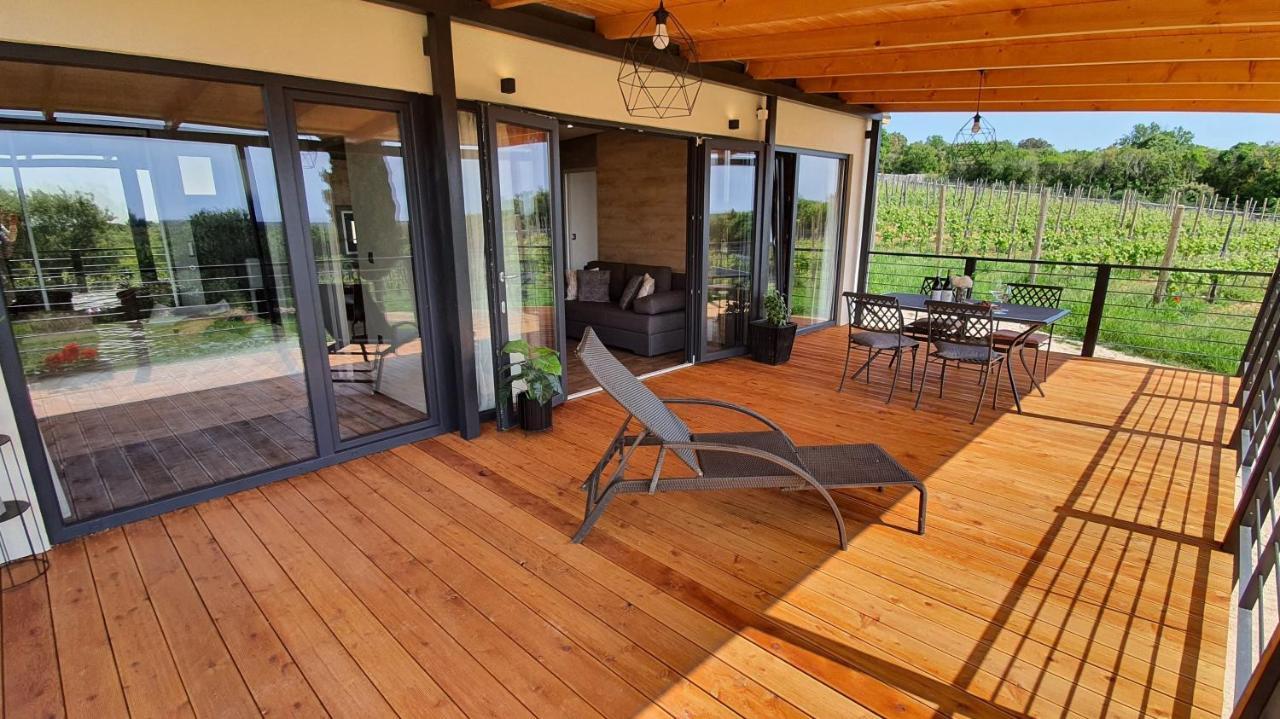 Collis Winery - Family & Friends - Mobilhome Rovinj Exterior foto