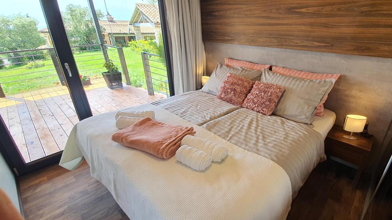 Collis Winery - Family & Friends - Mobilhome Rovinj Exterior foto